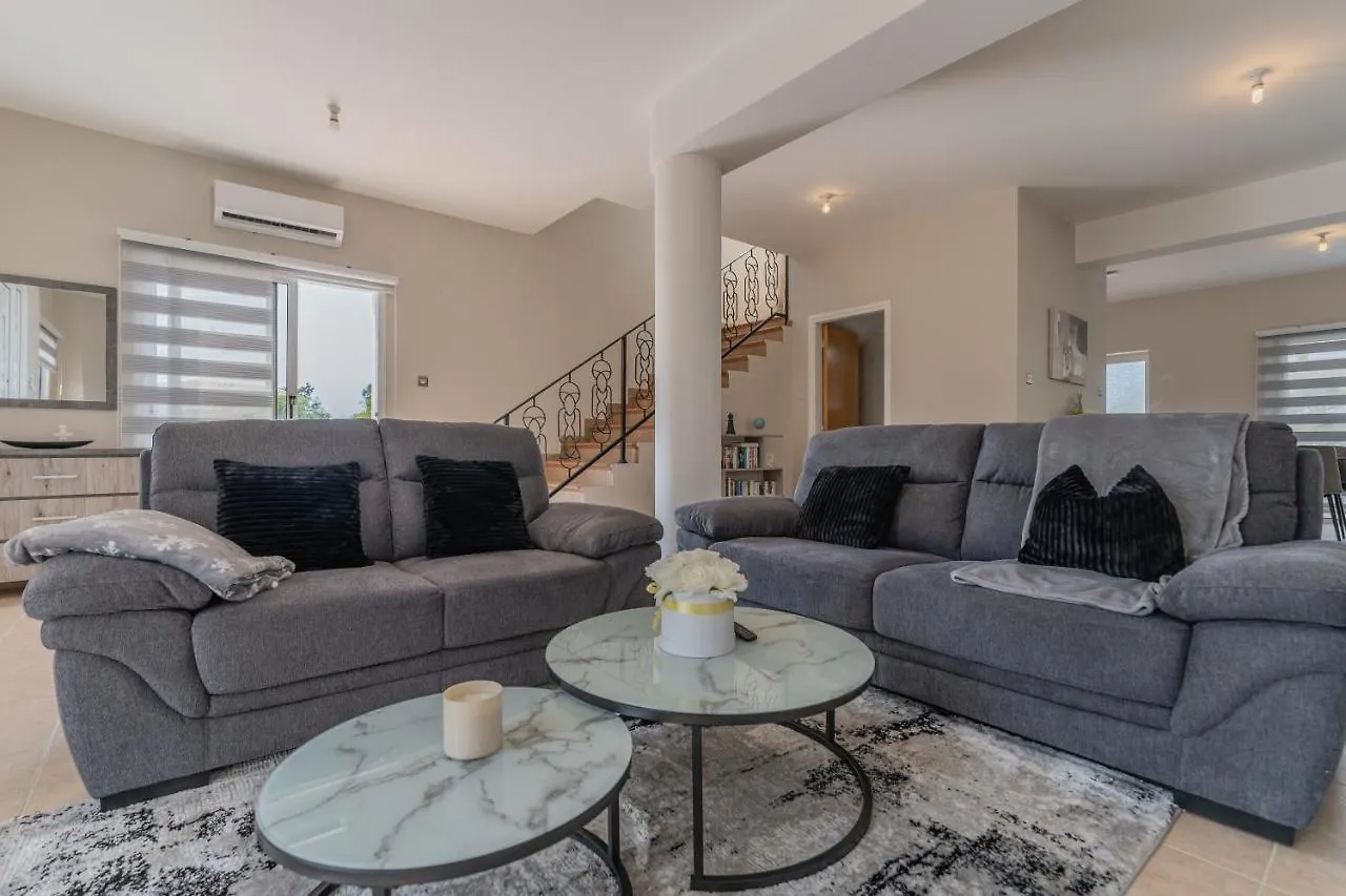 Villa Mespila_ Ayia Napa